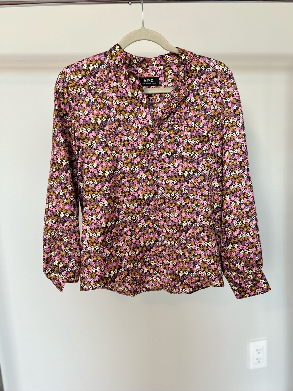 A.P.C. Pink and Brown Floral V-Neck Long Sleeve Blouse